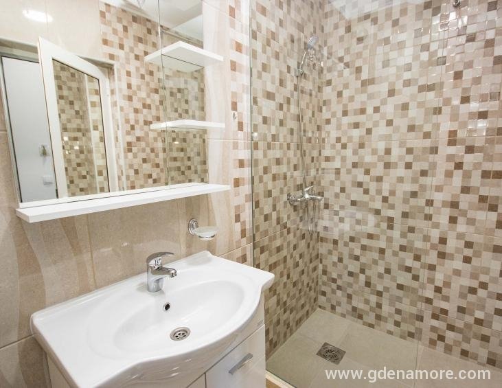Apartments GALEB-74
